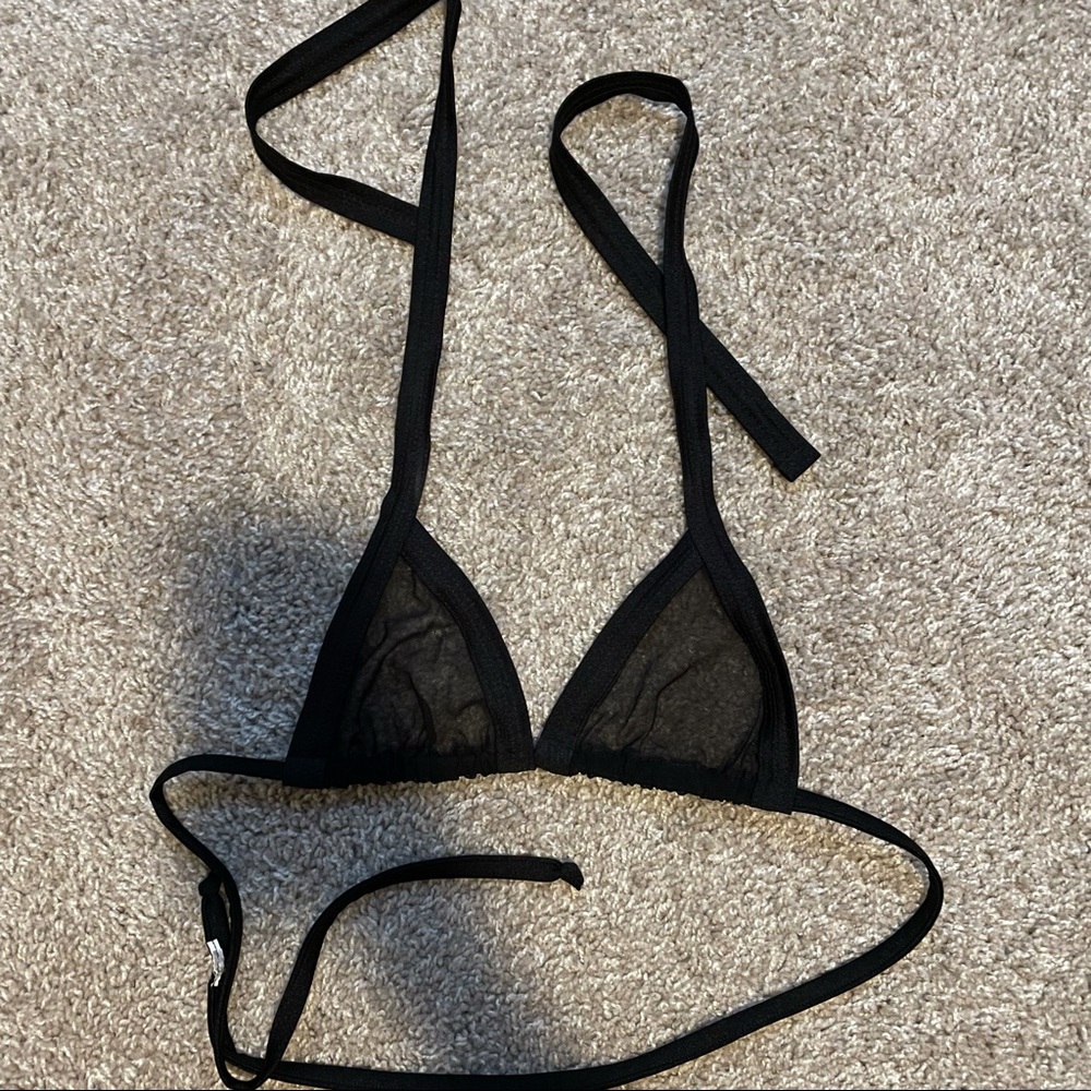 Mesh triangle top